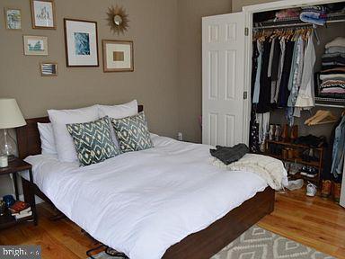 Photo - 300 Lombard St