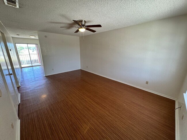 Photo - 1903 Cedarhill Dr Unidad C