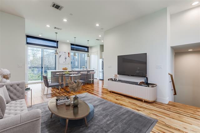 Photo - 4418 Cabell Dr