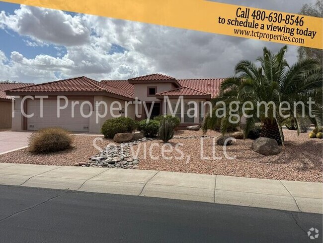 Building Photo - 3 Bedroom Home in 55+ Community in Surprise