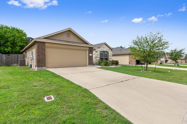 Photo - 8011 Bridgepointe Dr