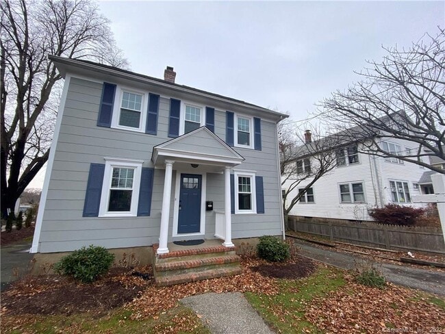 Building Photo - 218 Ruane St