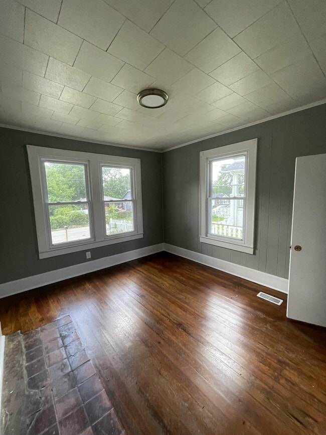 Photo - 1204 Wheeler Ave