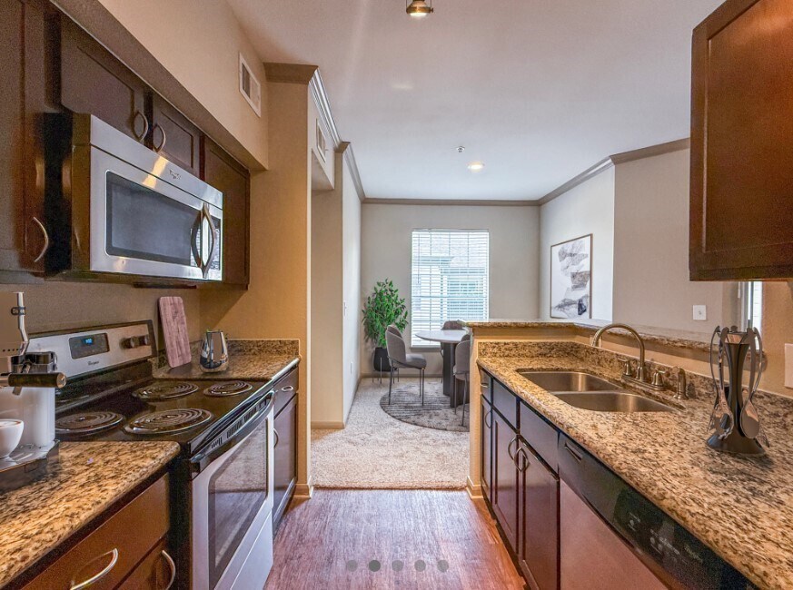 Photo - 2303 Louisiana St Apartment Unit 1301