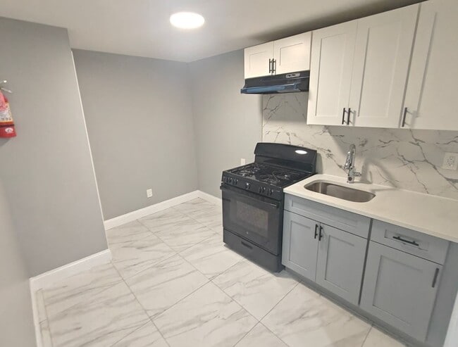 Photo - 107 Lawrence St Unidad 1
