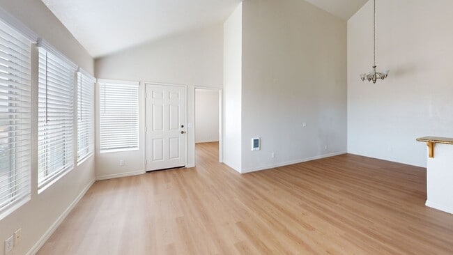 Photo - 1202 Donax Ave