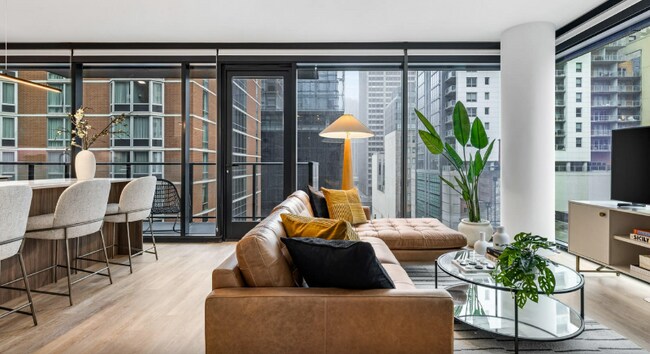 Photo - 228 E Grand Ave