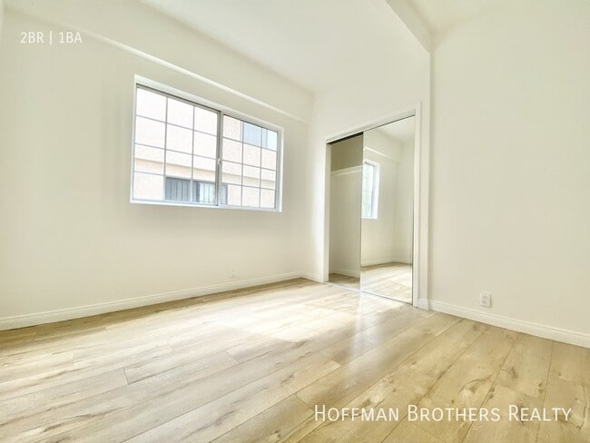 Photo - 2691 N Griffin Ave Unidad 5