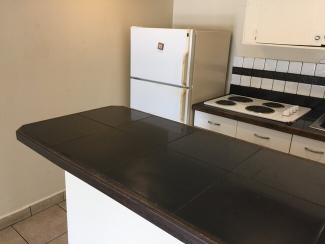 Photo - 5416 16th St W