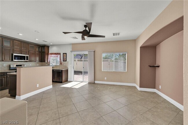 Photo - 1110 Tropical Star Ln