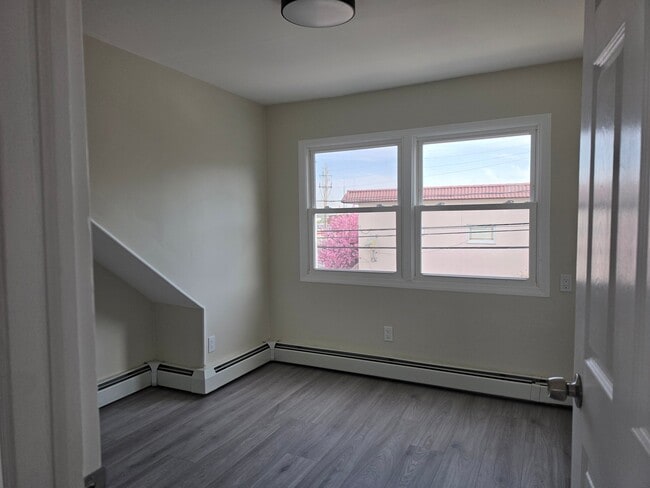 Photo - 1615 78th St Unit Fl 2