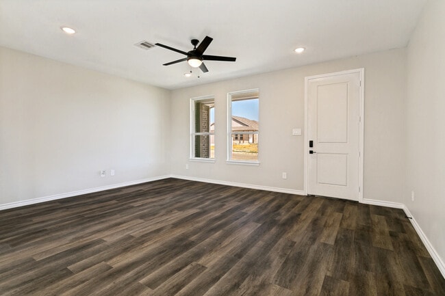 Living room - Trail Creek Village
