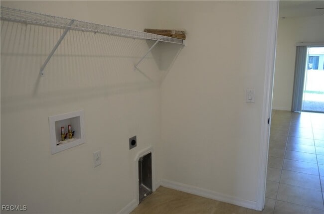 Building Photo - 4228 NW 25th St Rental