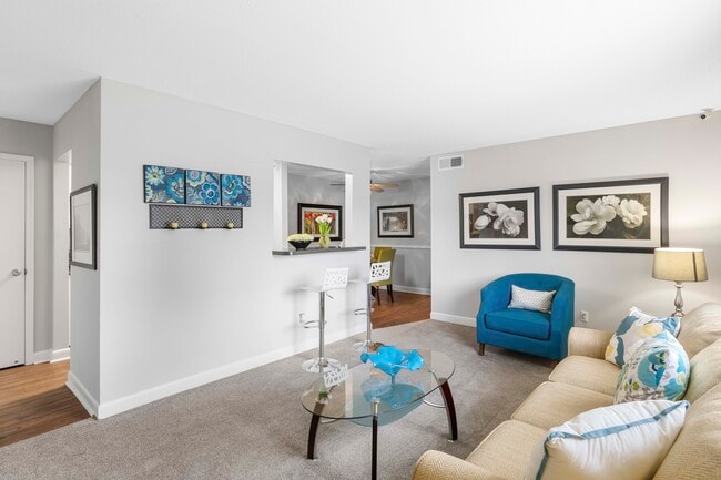 Living room - Pines of Ashton