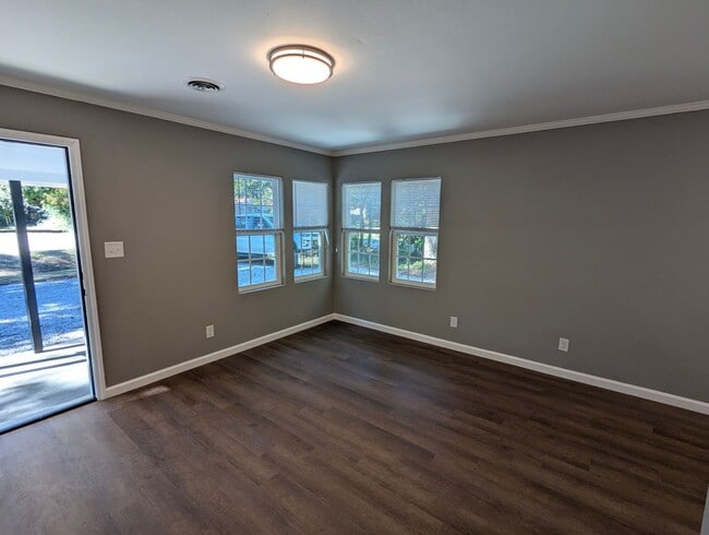 Photo - Out of the way 3 Bedroom