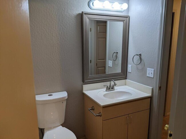 Photo - 4105 N Montezuma Ave