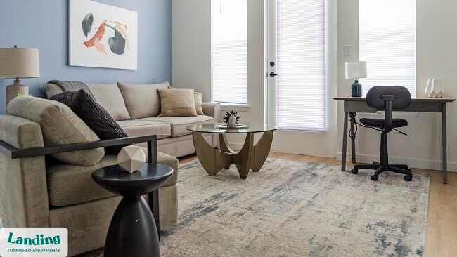 Photo - 650 N Main St Unidad 318