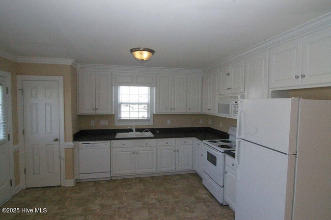 Photo - 1000 Sebring Dr