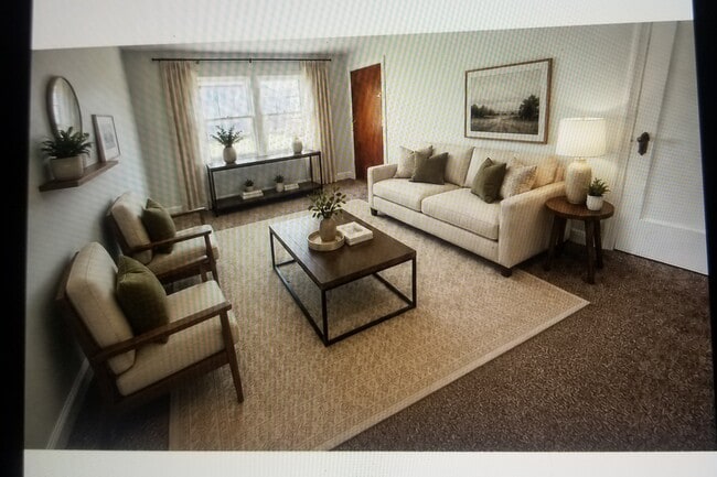 Building Photo - 78 Portland St Unit HOT PAD! -heat included!