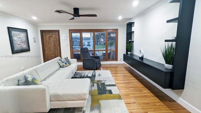 Photo - 4027 Pierce St