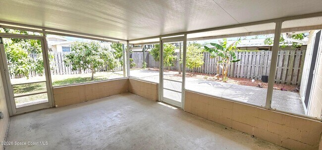 Photo - 1380 Floral Ln