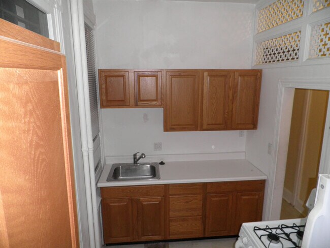 309 Constitution Ave NE Unidad 1