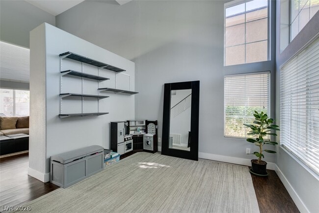 1013 Corsica Ln
