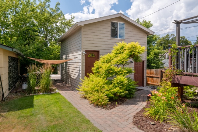 Photo - 1017 Poplar St