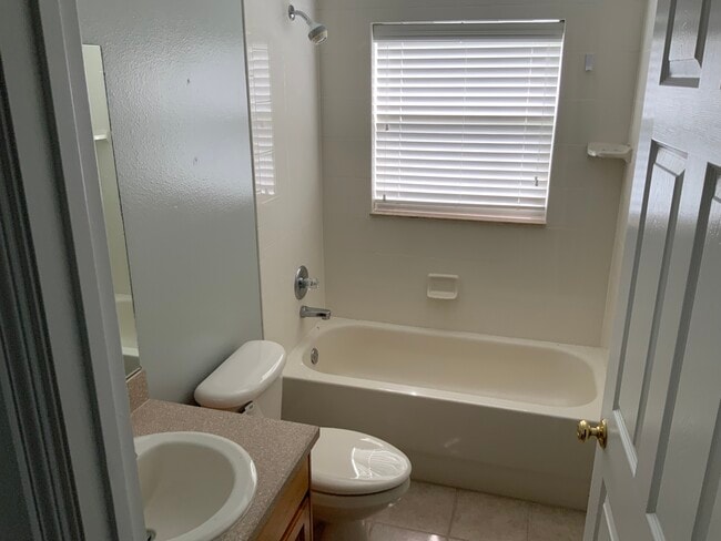 Photo - 6813 Bluff Meadow Ct