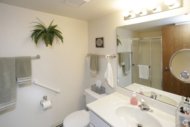 Photo - Baypoint Estates