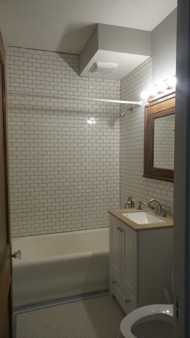 Photo - 5002 Lafayette Ave