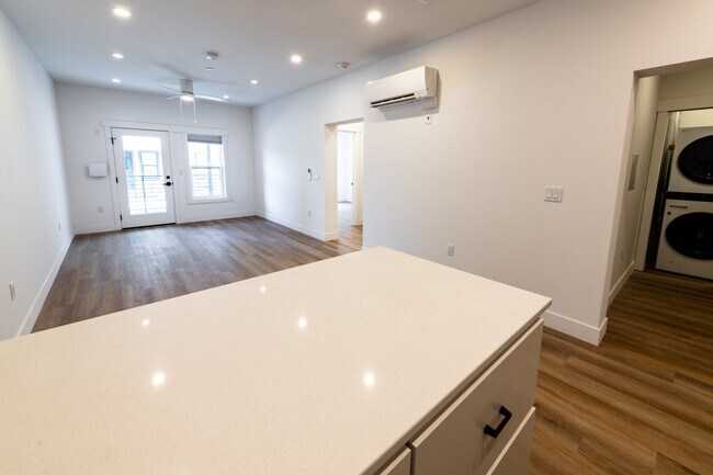 Photo - 564-564 Carbonate St Unit 1-103