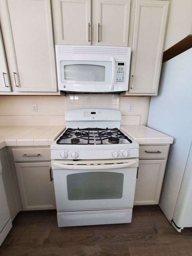 Photo - 3bd/3ba Tri-Level Condo - Pet-friendly