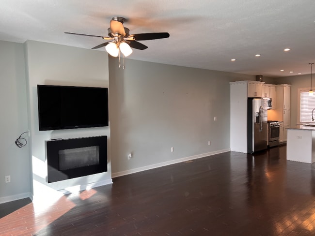 Photo - 25 Atterbury Blvd