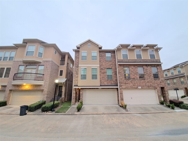 Photo - 8117 Silverton Creek Ln