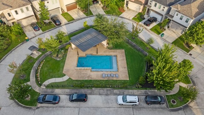Photo - 127 Benjis Pl