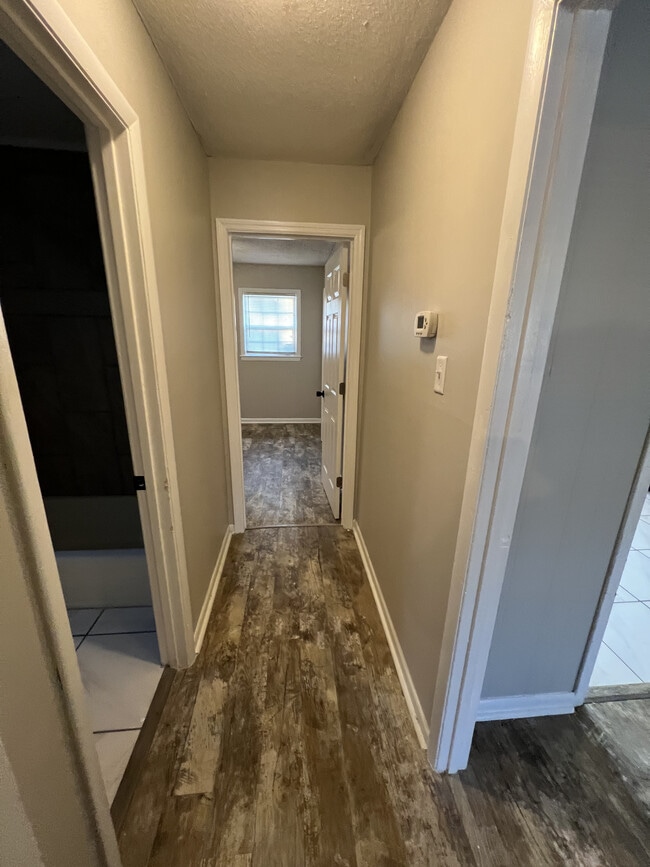 Photo - 4003 Camellia Dr Unit C