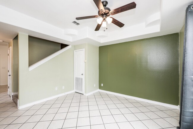 Photo - 1000 Ranchway Dr Unit 110