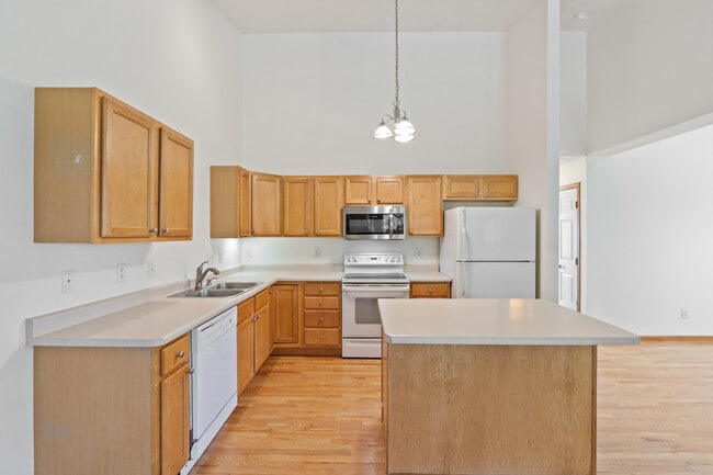 Photo - 21 Redtail Bnd Townhome