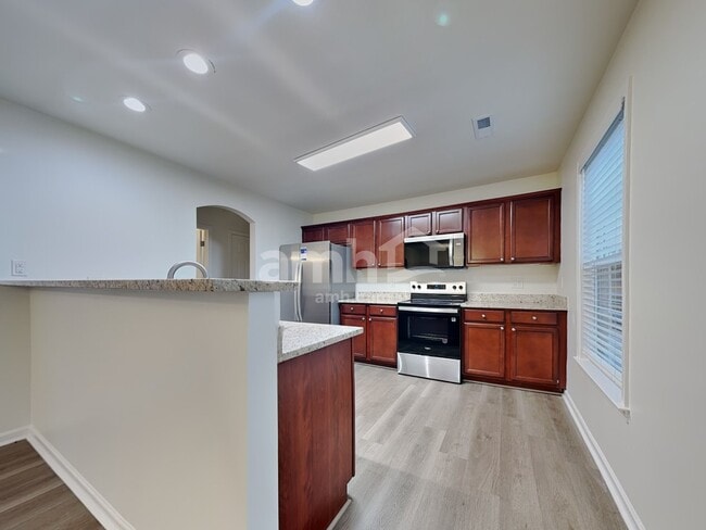 Photo - 1801 Point Wood Dr