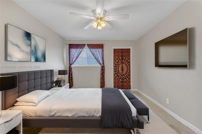 Photo - 2175 NE 56th St Unit 103