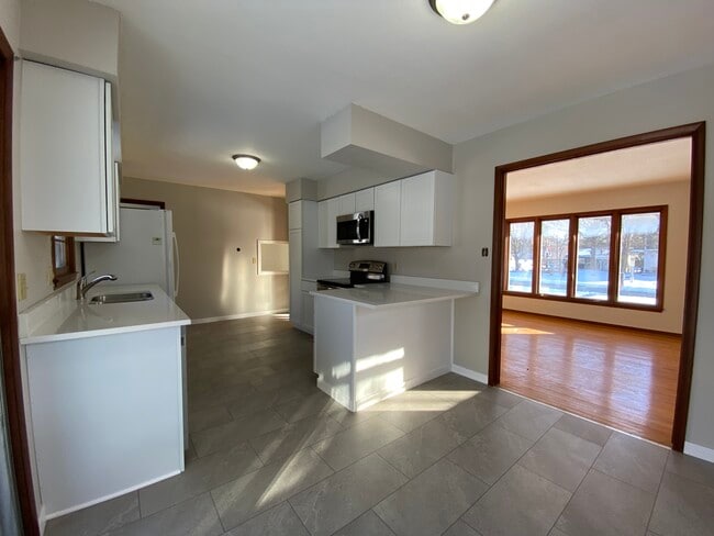 Photo - 5425 NW 66th Ave