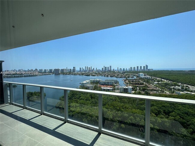 Photo - 16385 Biscayne Blvd Unit 2716