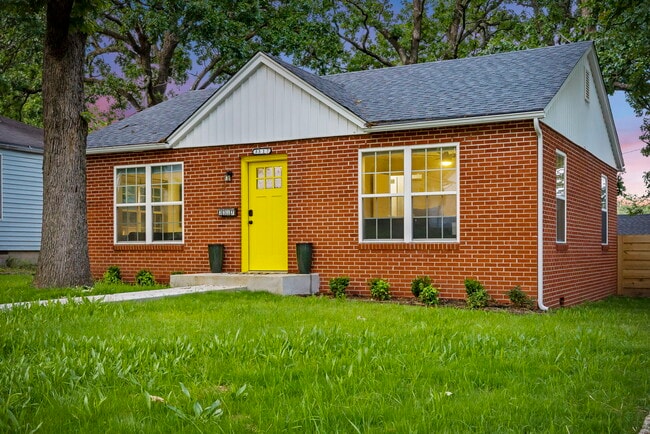 Photo - 3317 S Joplin Ave
