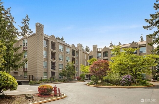 Building Photo - 823 N 161st Pl Unit 203