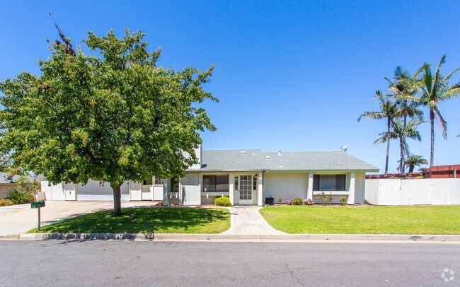 Building Photo - Wonderful Fire Mountain Home