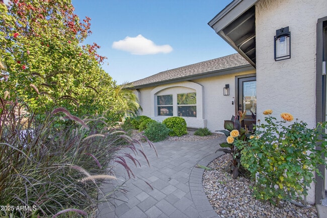 Photo - 6833 E Kelton Ln