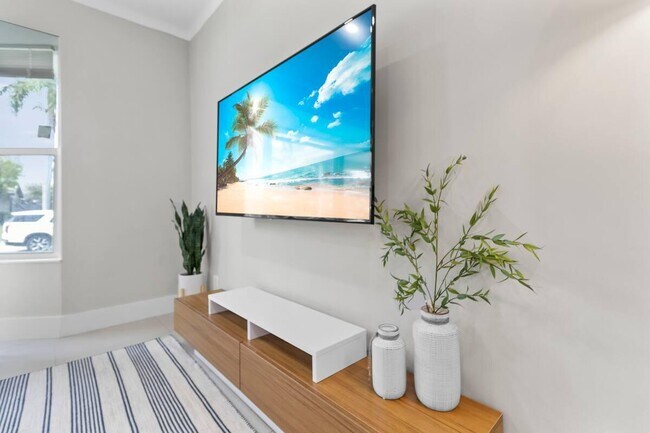 Photo - 426 SW 8th Ave