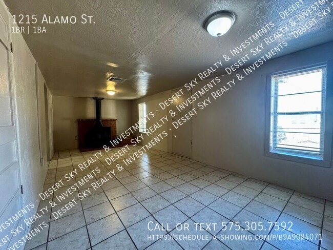 Photo - 1215 Alamo St