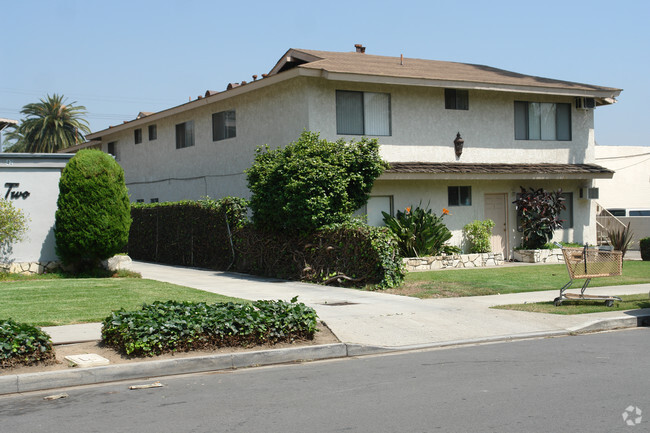 Building Photo - Pasadena Rental